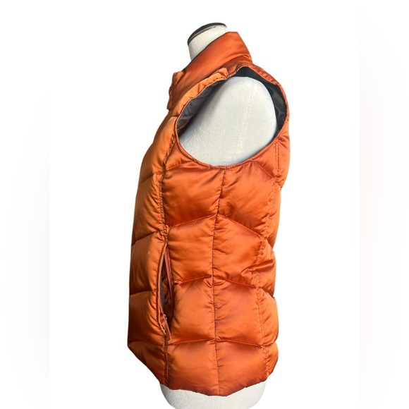 Eddie Bauer Goose Down Puffer vest Women’s size Small - Picture 3 of 9